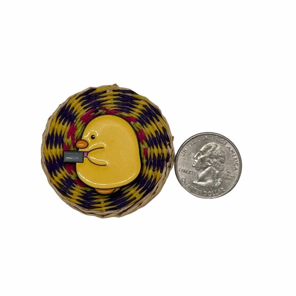 ✨Cute cartoon duck hold knife Enamel Lapel Pin brooch Yellow Cleaver Duck✨ - Picture 4 of 5